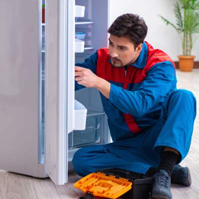 Refrigerator